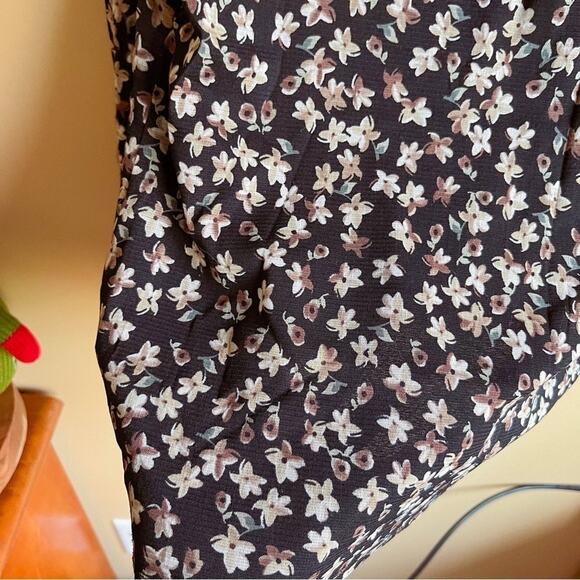 Croft & Barrow Flowy Floral Tunic Size Large - Picture 5 of 6